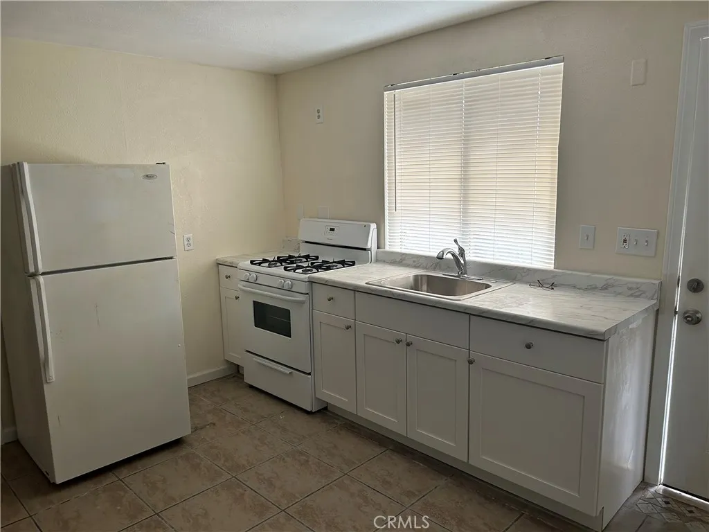 Additional image 4 of 632 N Birch Ave Unit B, Rialto, CA 92376