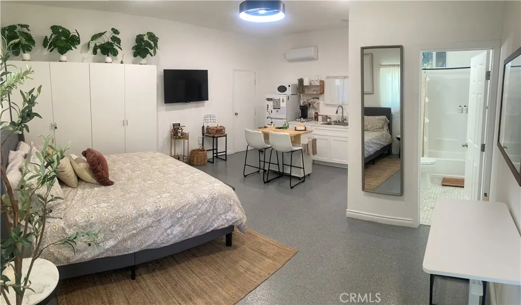 Additional image 13 of 123 W Green St, Claremont, CA 91711