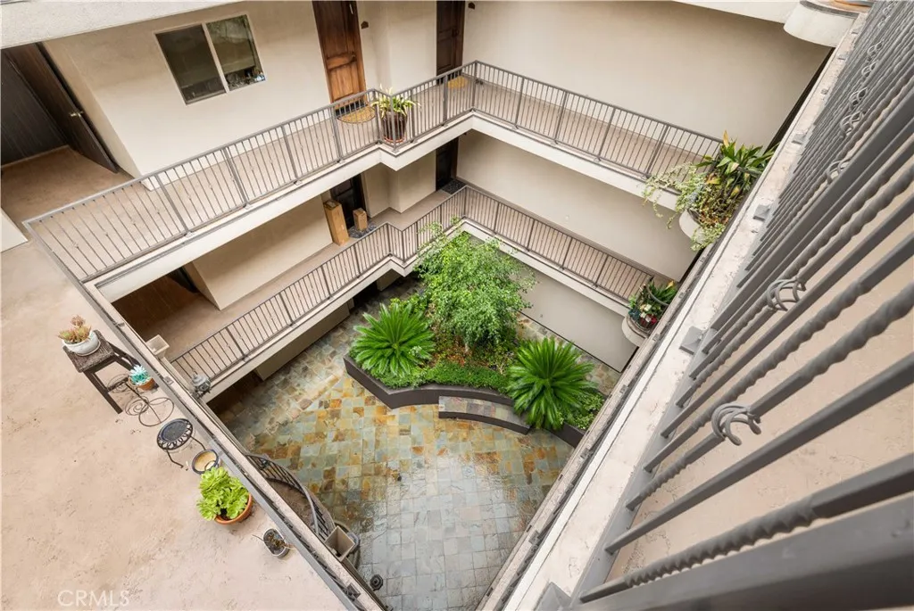 Additional image 59 of 11218 Camarillo Street Unit 404, Toluca Lake, CA 91602