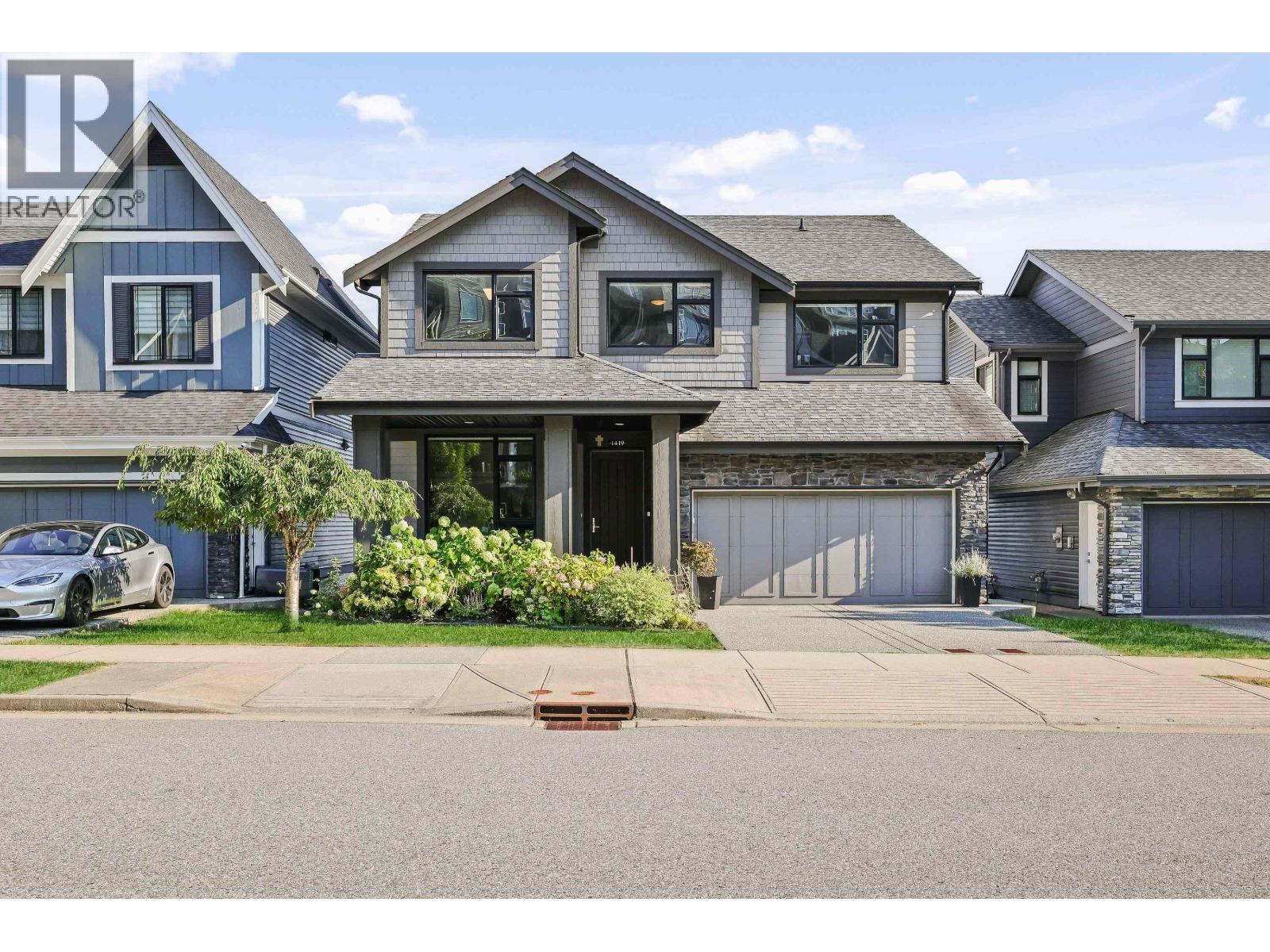 1419 STRAWLINE HILL STREET|Coquitlam, British Columbia V3E0L5