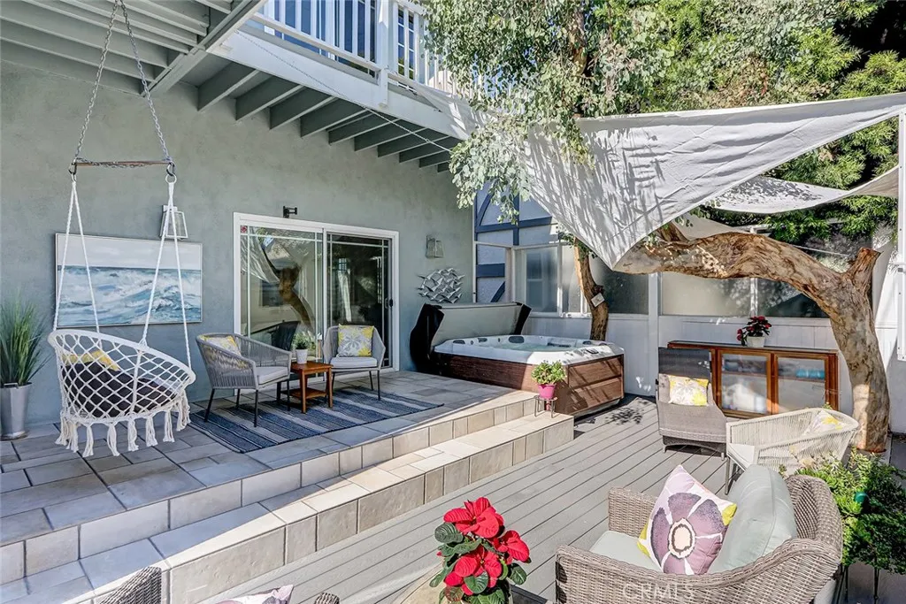 Additional image 94 of 718 S Broadway Unit C, Redondo Beach, CA 90277