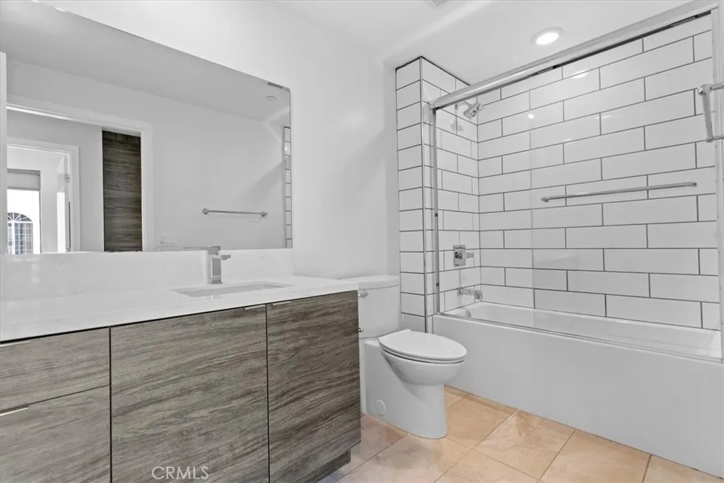 Additional image 30 of 4383 Sepulveda Boulevard Unit 201, Sherman Oaks, CA 91403