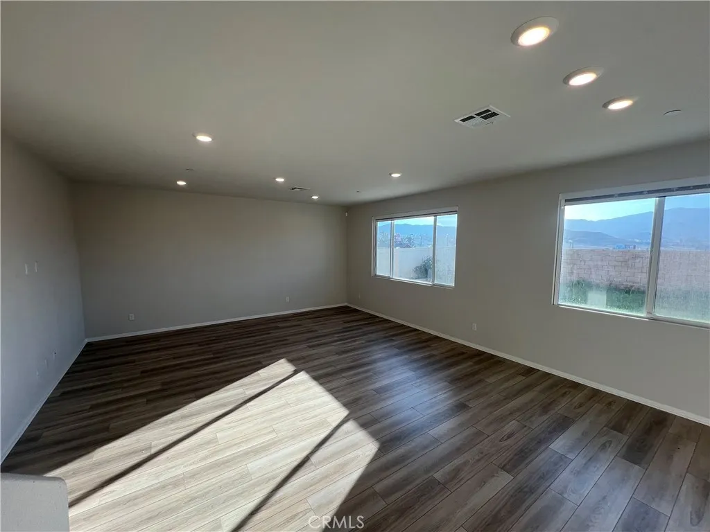 Additional image 31 of 19557 Hanging Rock Rd, Lake Elsinore, CA 92532