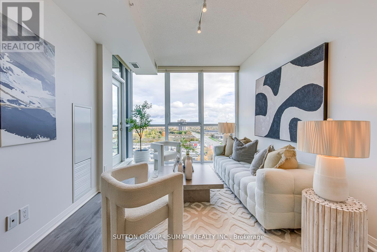 1305 - 55 EGLINTON AVENUE|Mississauga (Hurontario), Ontario L5R0E4