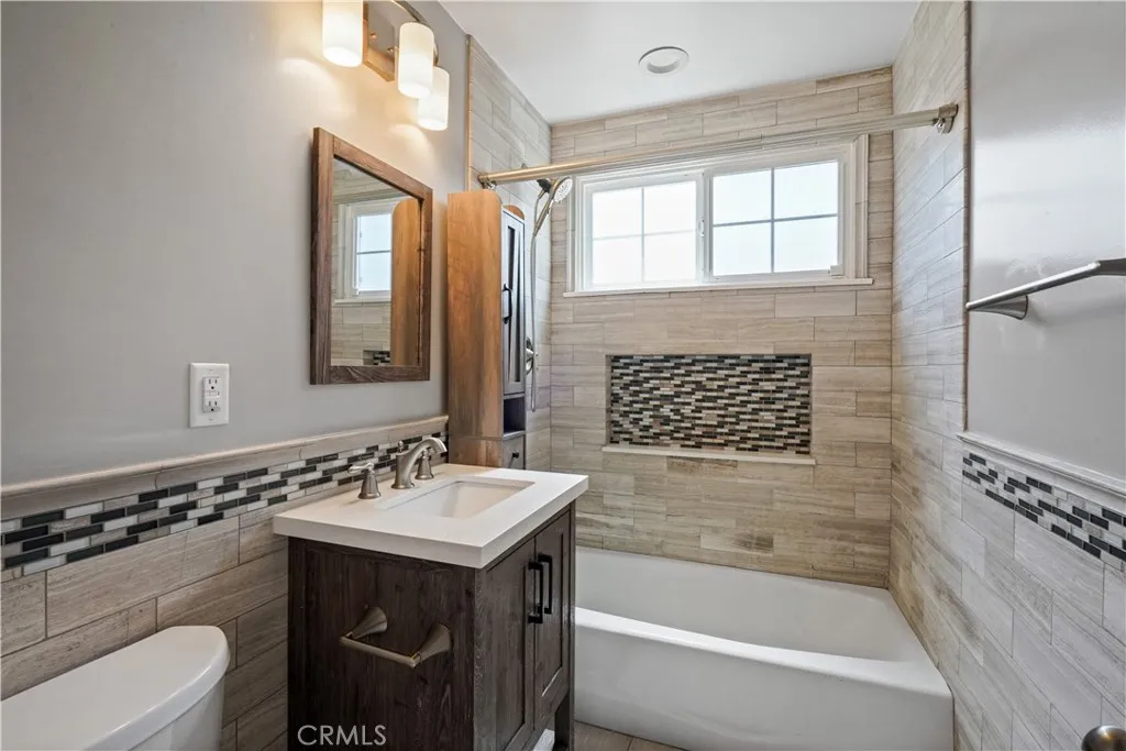 Additional image 57 of 20247 Kinzie Street, Chatsworth, CA 91311