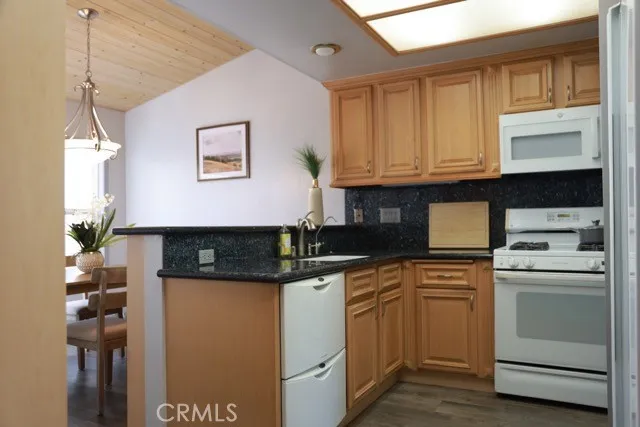 Additional image 76 of 58 Fulton, Irvine, CA 92620