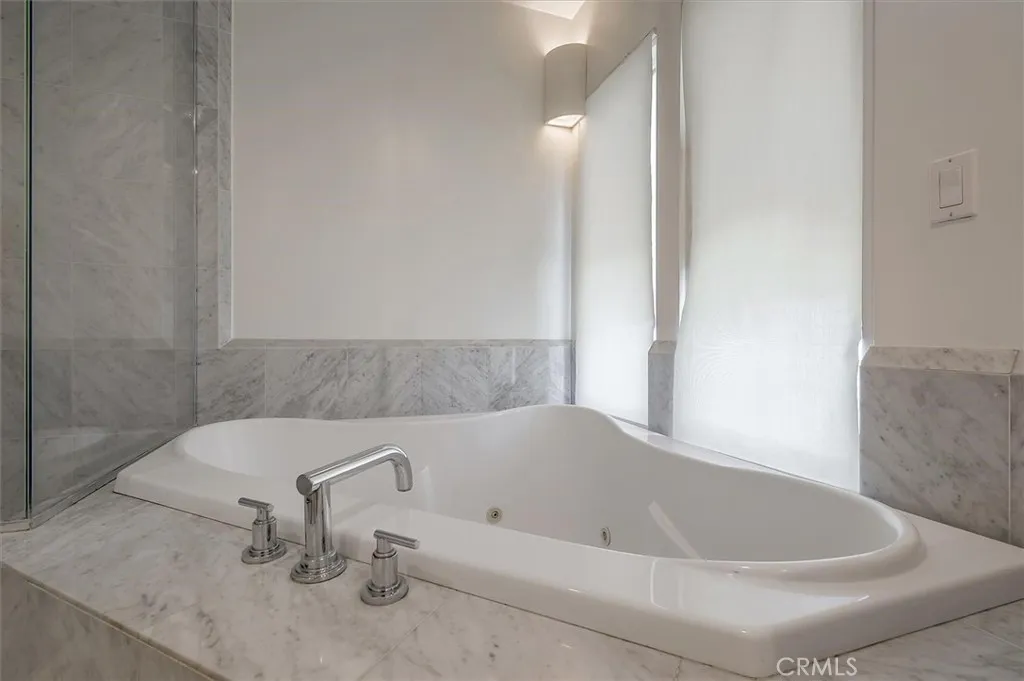 Additional image 52 of 24216 Calvert Street, Woodland Hills, CA 91367