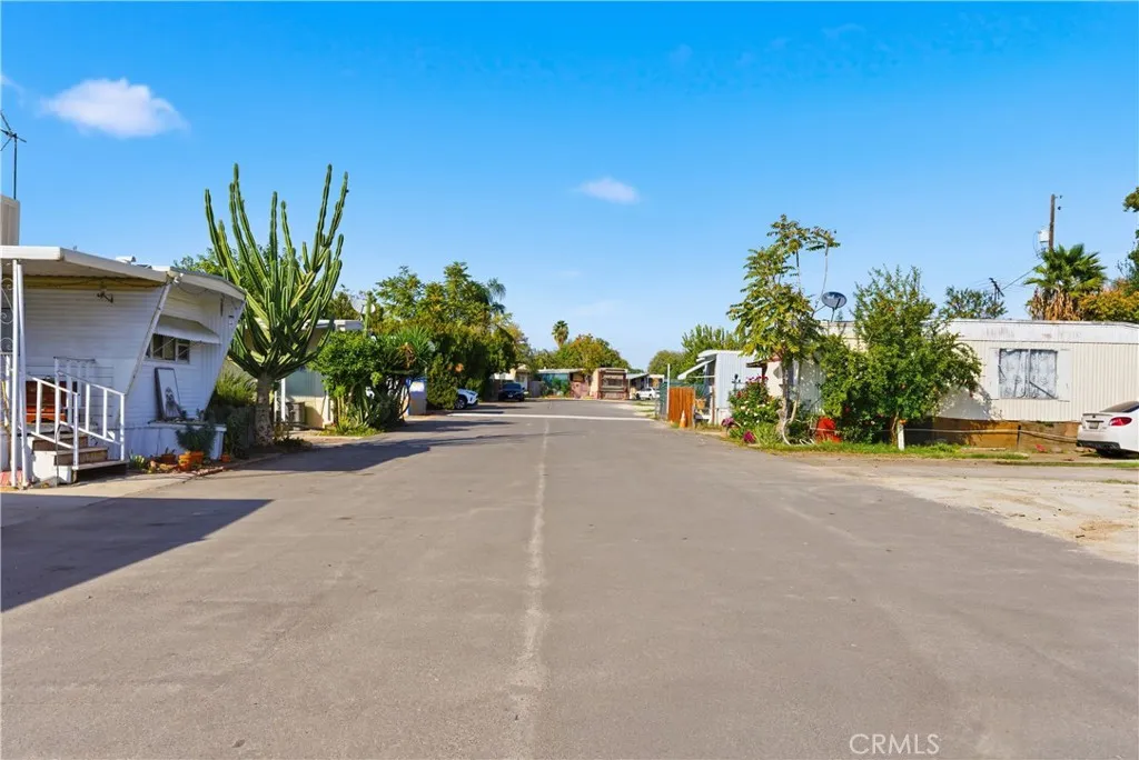 Additional image 11 of 501 Belmont Ave Unit 8, Bakersfield, CA 93308