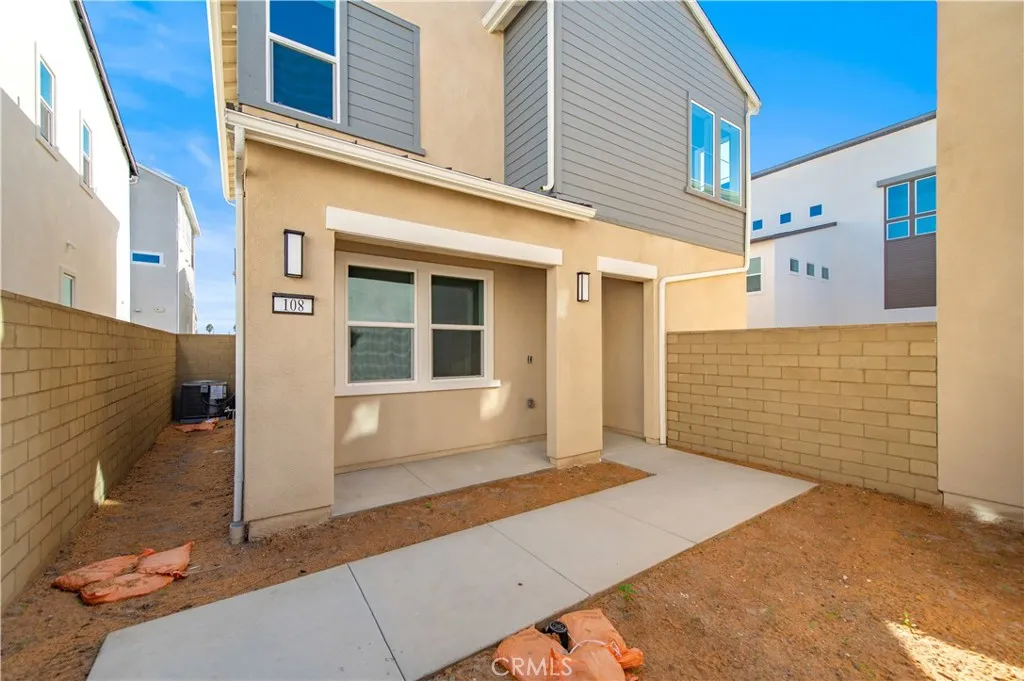 Additional image 2 of 108 Tiffin, Irvine, CA 92618