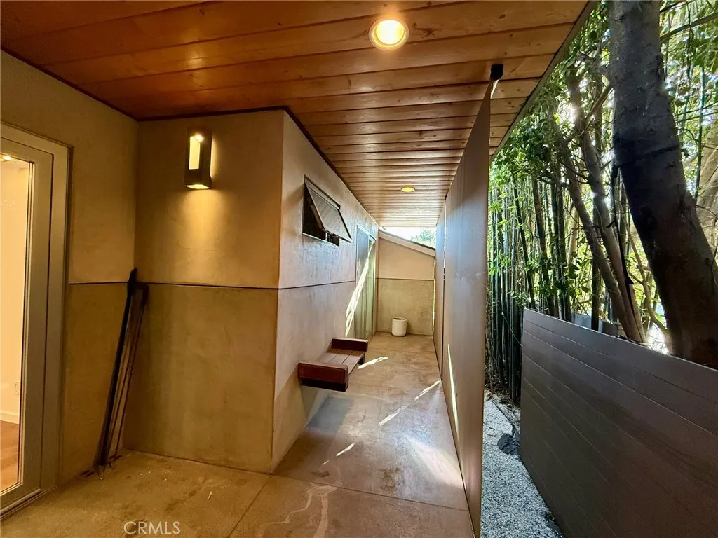 Additional image 36 of 2302 Oakwood Avenue, Venice, CA 90291