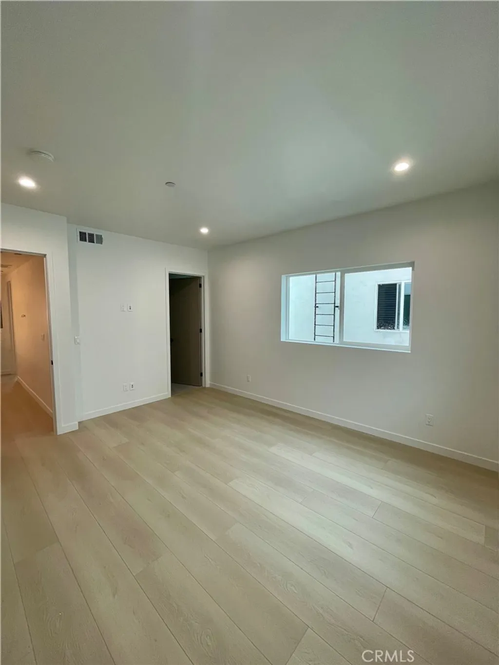 Additional image 8 of 611 W 41st Place Unit 1/2, Los Angeles, CA 90037