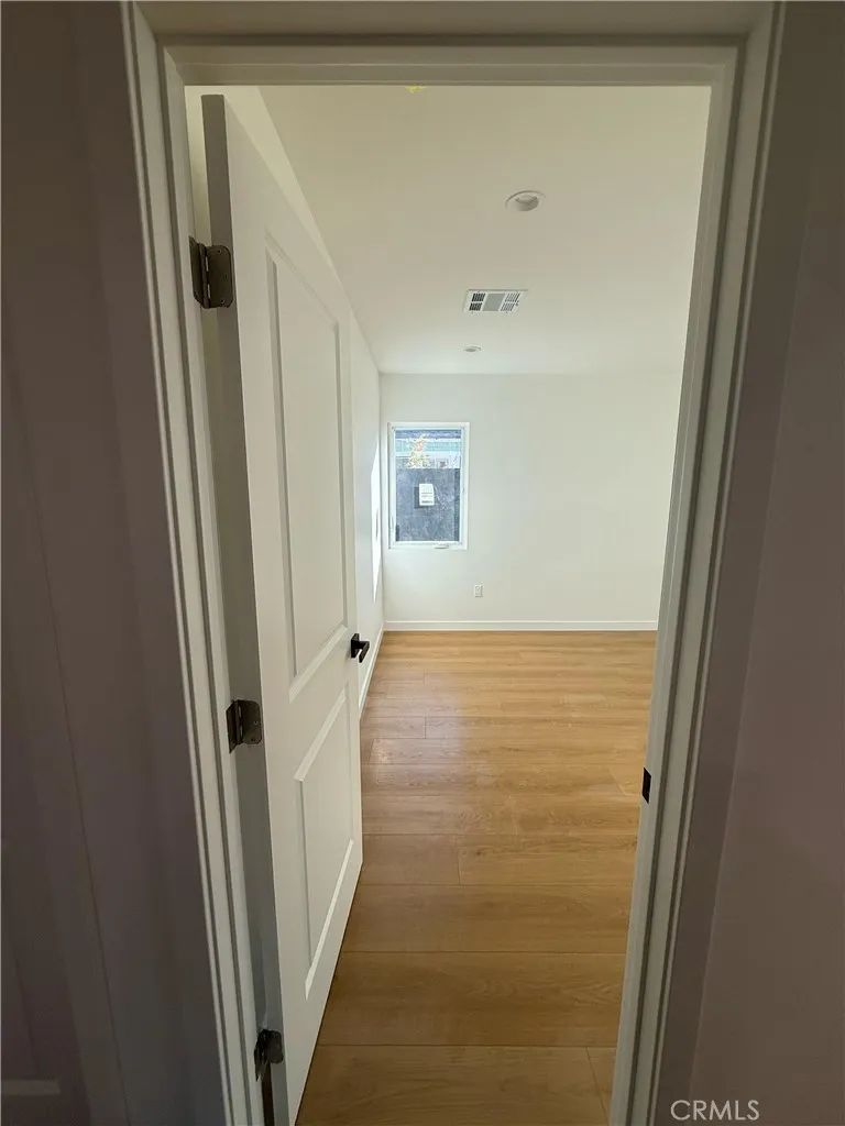 Additional image 30 of 2215 N Brighton Street, Burbank, CA 91504