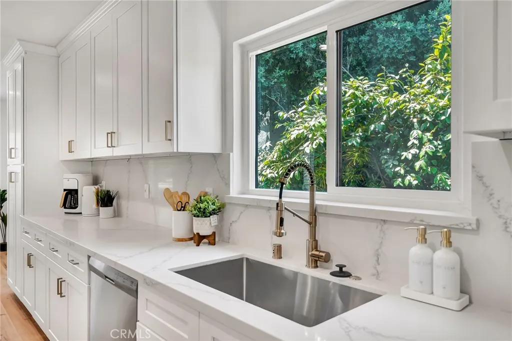 Additional image 14 of 16127 Hartsook Street, Encino, CA 91436