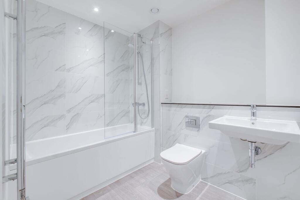 Additional image 9 of The Burj Digbeth, Birmingham B12 0EW