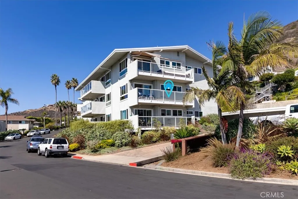21703 Ocean Vista Drive Unit 204, Laguna Beach, CA 92651