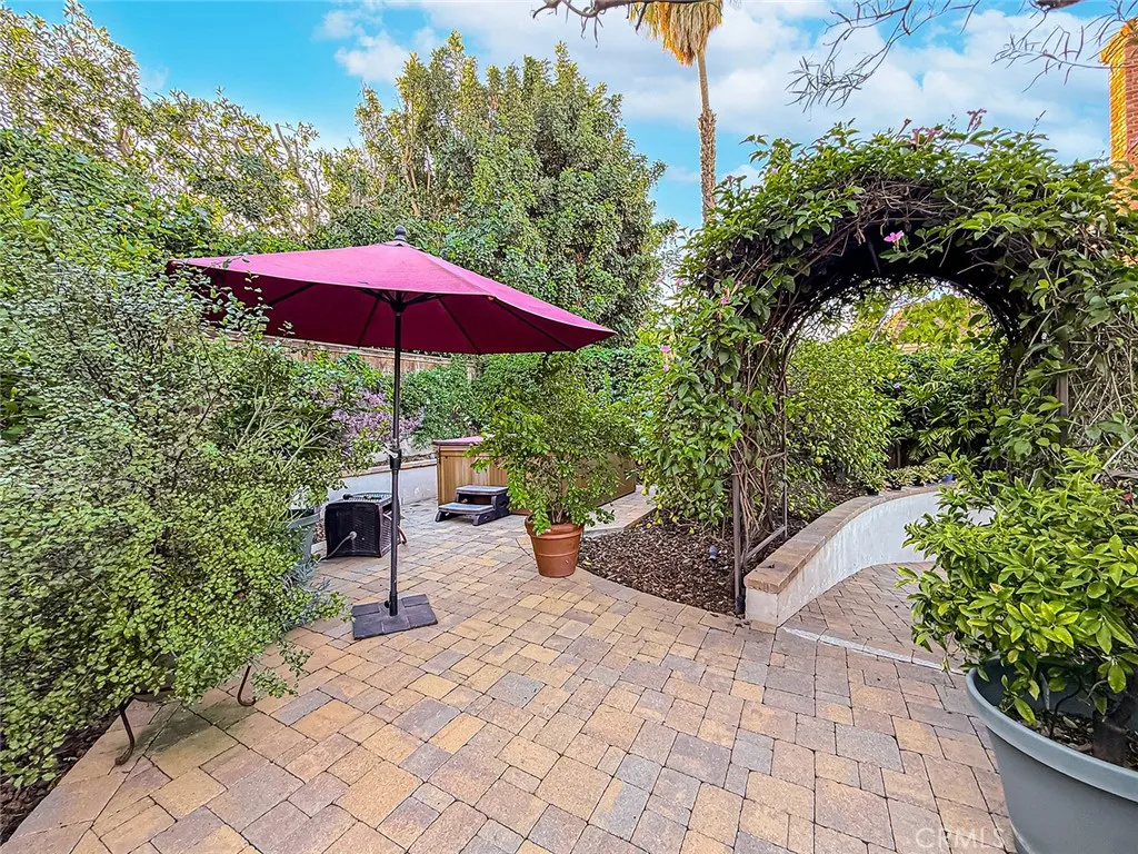 Additional image 109 of 15452 Varden, Sherman Oaks, CA 91403