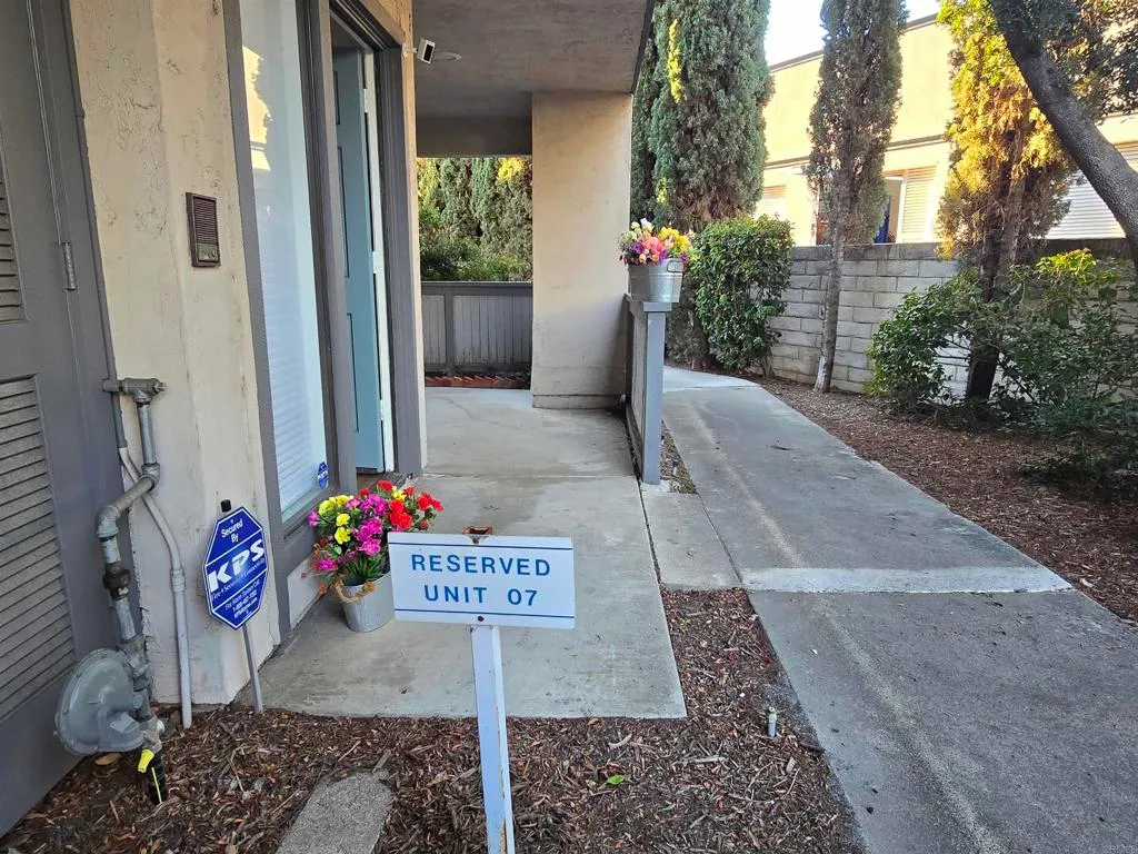 Additional image 114 of 2135 E Valley Parkway E Unit 7, Escondido, CA 92027