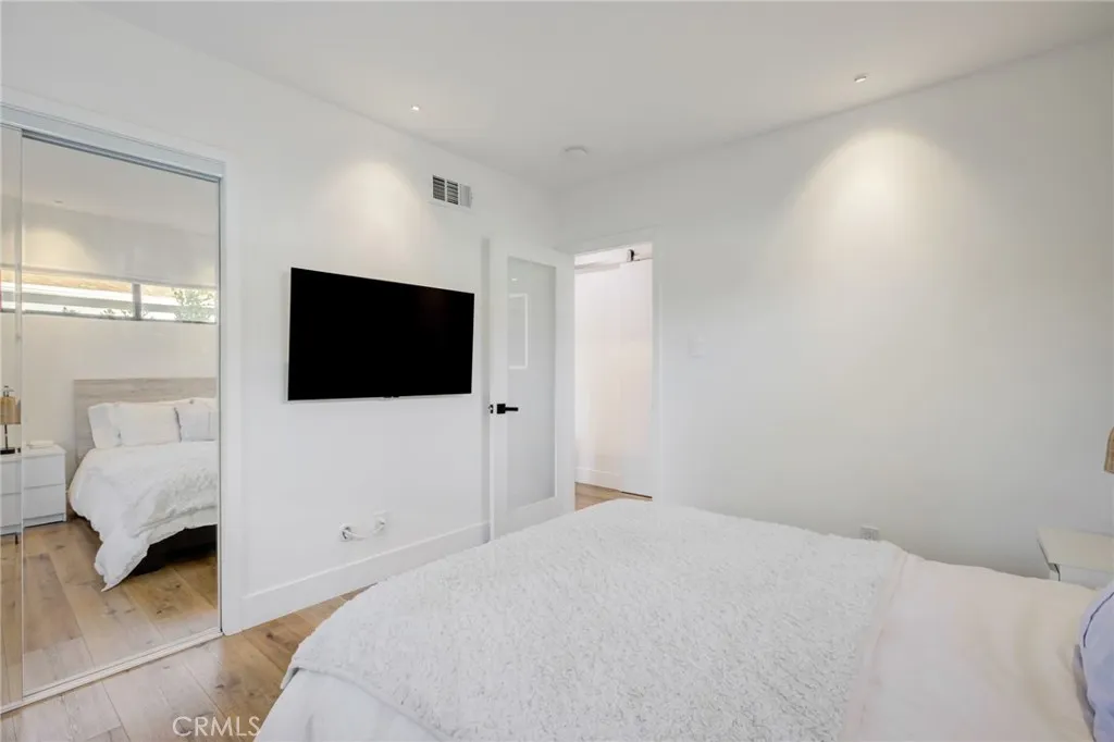 Additional image 49 of 8161 Encino Avenue, Northridge, CA 91325