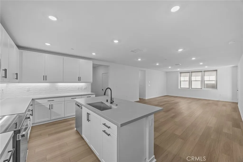 Additional image 8 of 6137 Valentina Way Unit 201, Eastvale, CA 92880