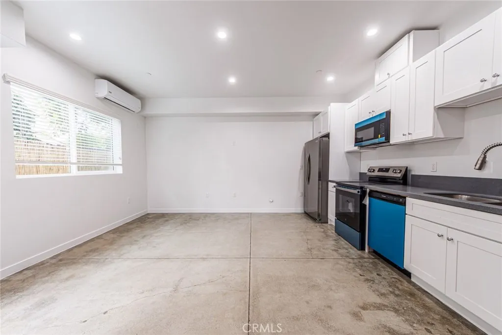 Additional image 8 of 11839 Runnymede St, North Hollywood, CA 91605