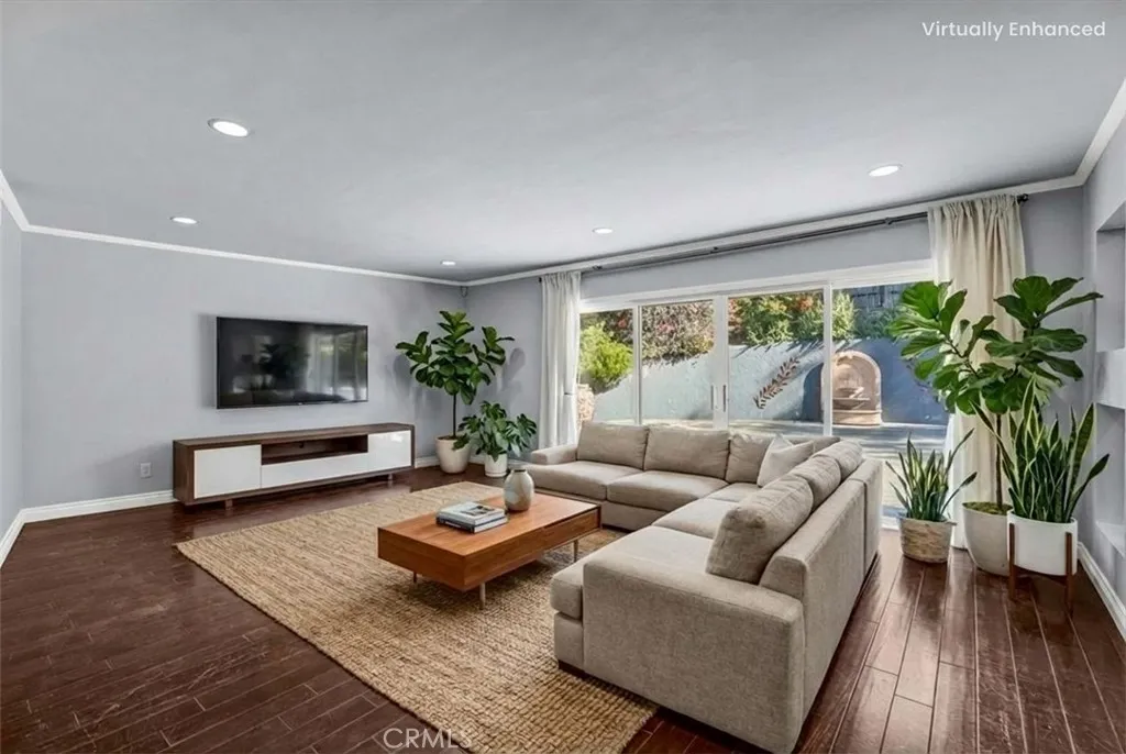 Additional image 22 of 4532 Topanga Canyon, Woodland Hills, CA 91364