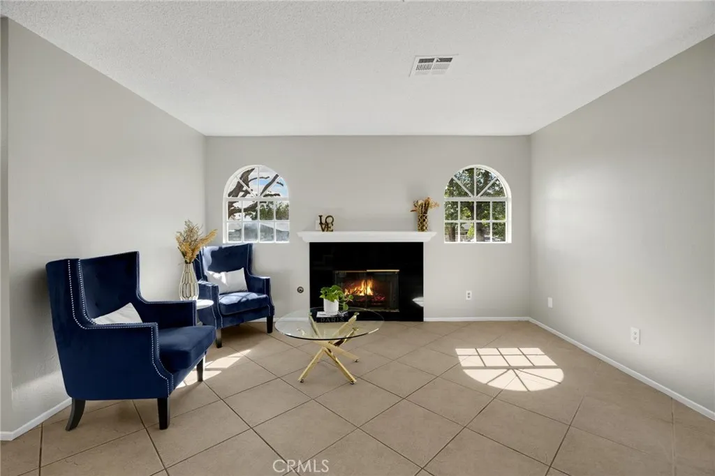 Additional image 8 of 331 E Phillips Blvd, Pomona, CA 91766