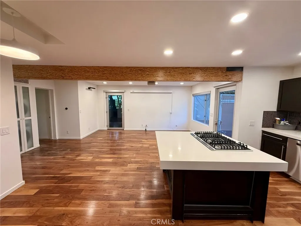 Additional image 22 of 2302 Oakwood Avenue, Venice, CA 90291