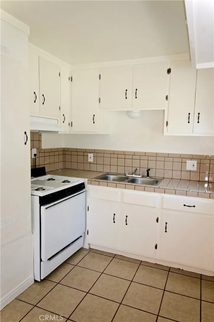 Additional image 10 of 14059 Foothill Unit 7, Sylmar, CA 91342