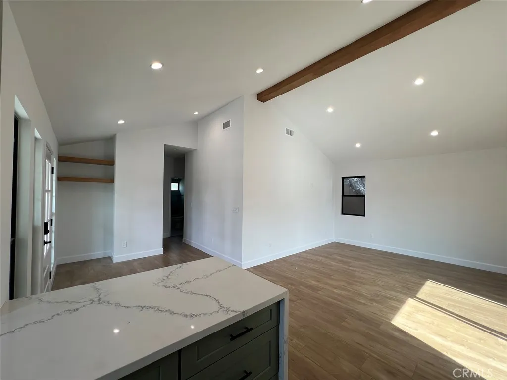 Additional image 6 of 623 E Foothill Boulevard Unit 1, Monrovia, CA 91016