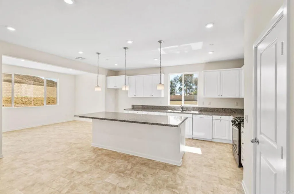 Additional image 8 of 34406 Deer Grass Ct, Winchester, CA 92596