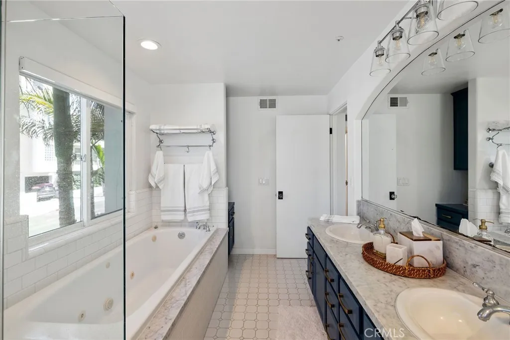 Additional image 56 of 3603 Manhattan Ave, Manhattan Beach, CA 90266