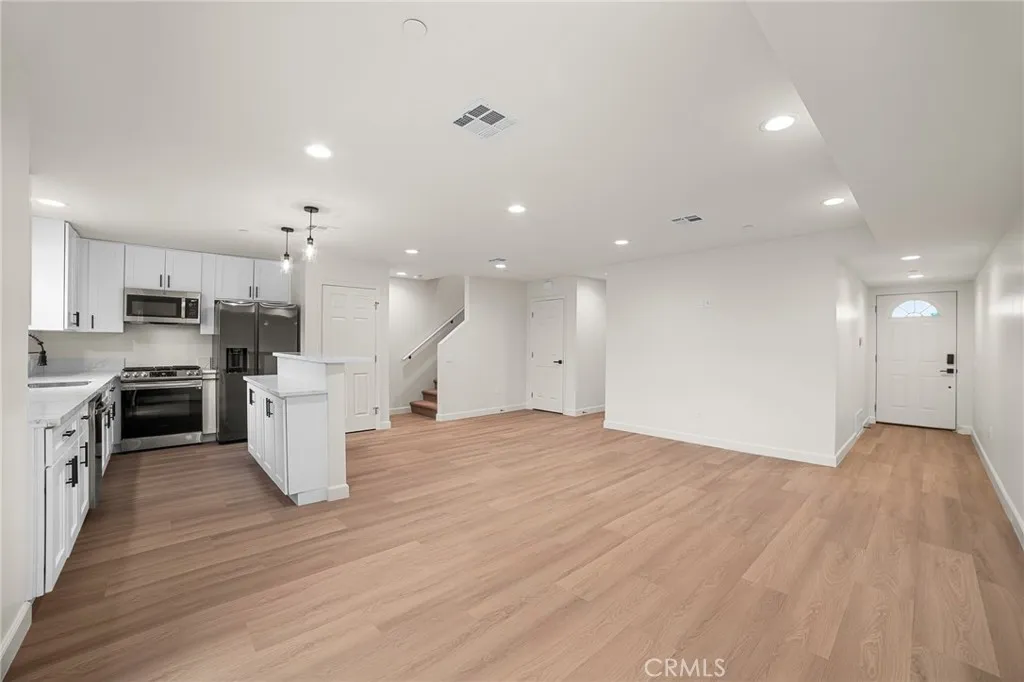 Additional image 31 of 900 W Hert Street, Colton, CA 92324