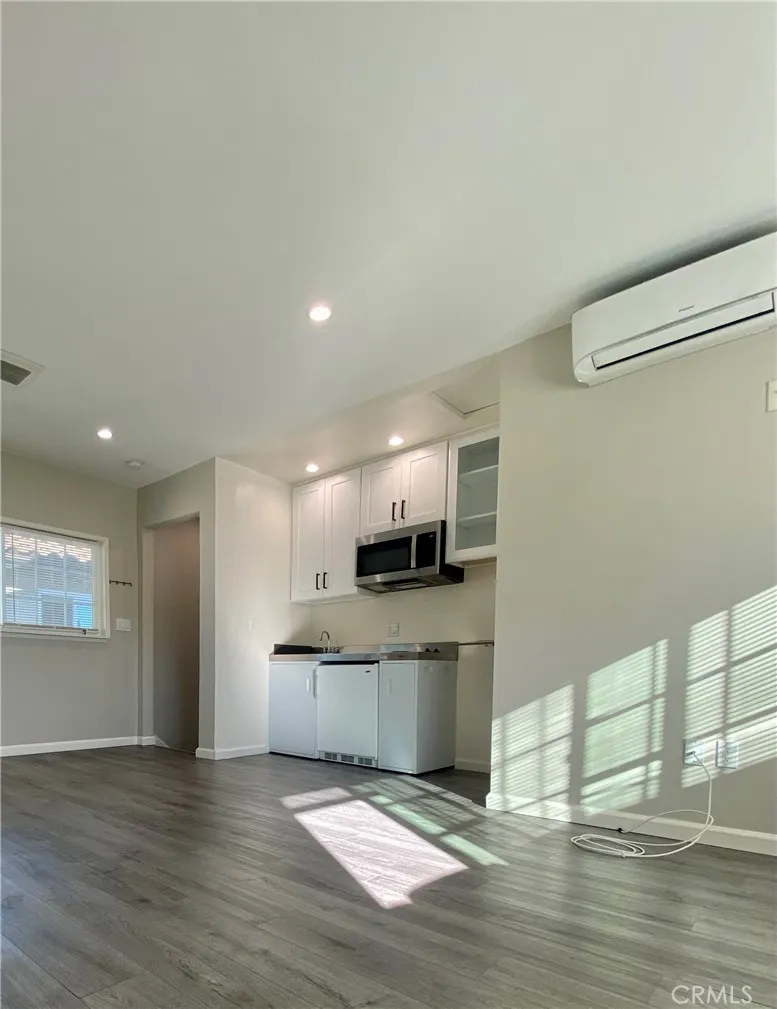 Additional image 24 of 7252 Rubio, Lake Balboa, CA 91406