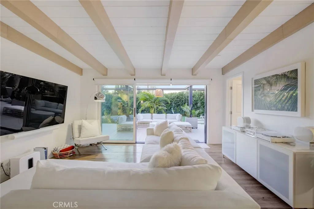 Additional image 26 of 8161 Encino Avenue, Northridge, CA 91325