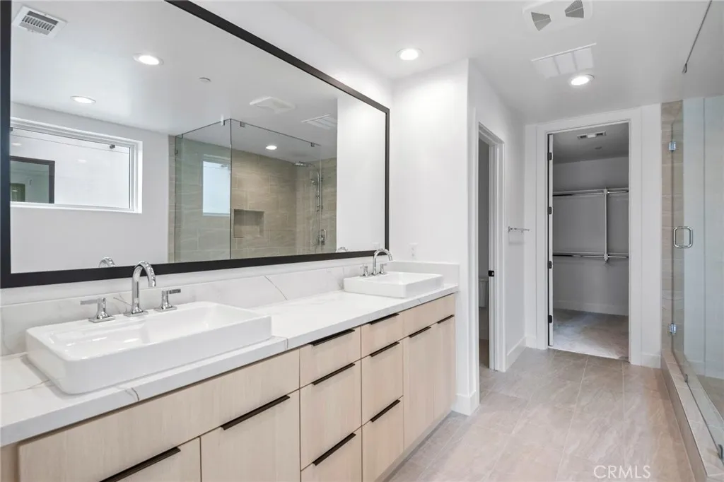 Additional image 30 of 128 Creation, Irvine, CA 92618