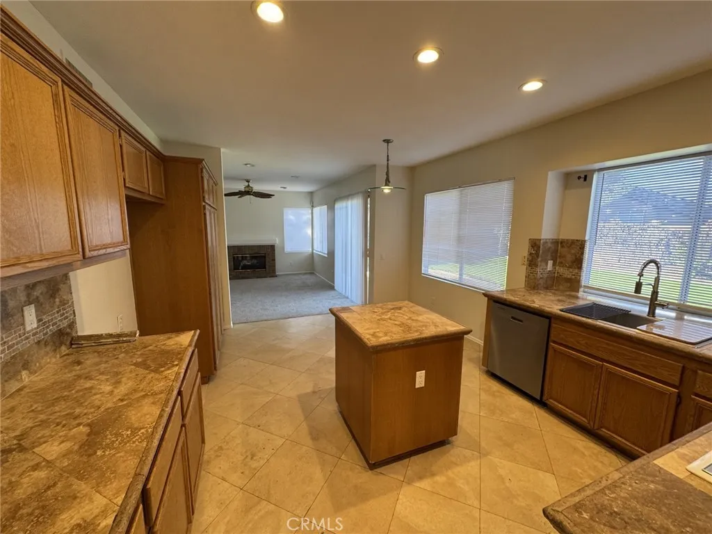Additional image 7 of 2590 Taylor Ave, Corona, CA 92882