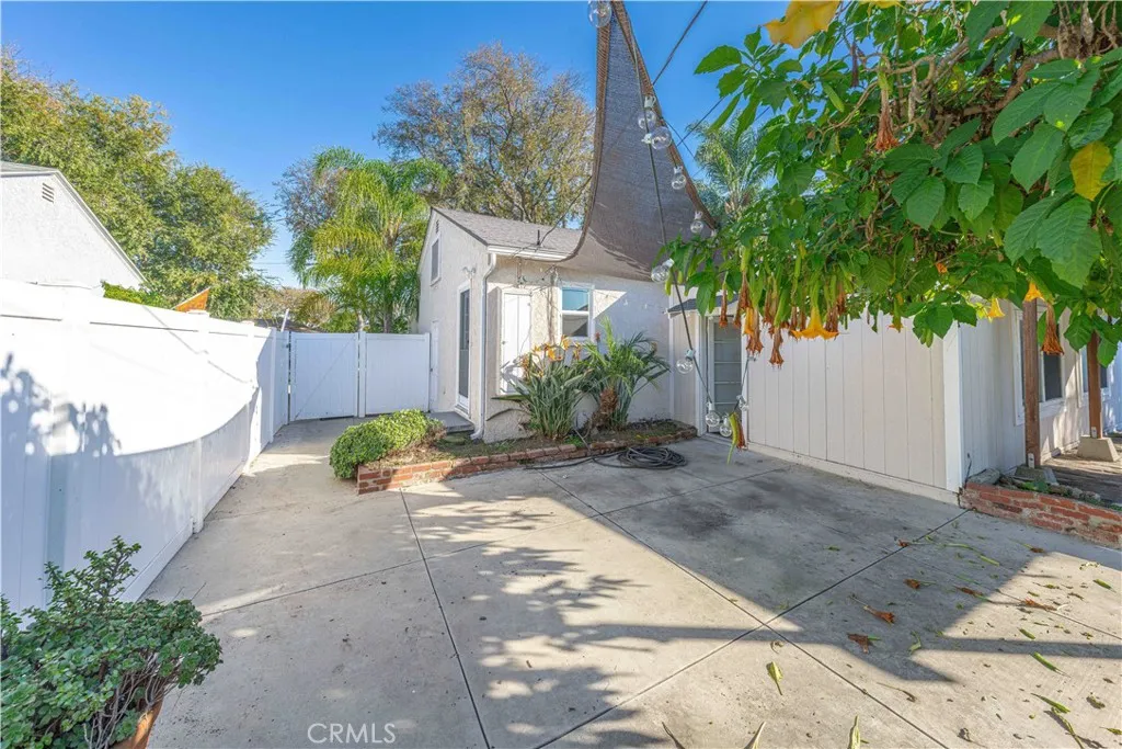 Additional image 21 of 2371 Park Avenue, Long Beach, CA 90815