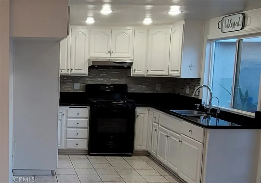 Additional image 27 of 2150 W Churchill Cir, Anaheim, CA 92804