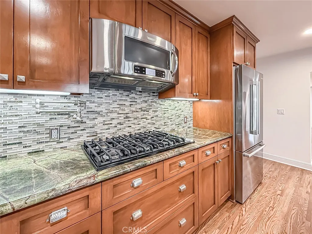 Additional image 19 of 15452 Varden, Sherman Oaks, CA 91403