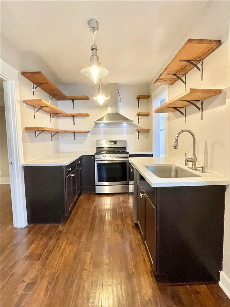 Additional image 21 of 220 Palm Pl, Pomona, CA 91767