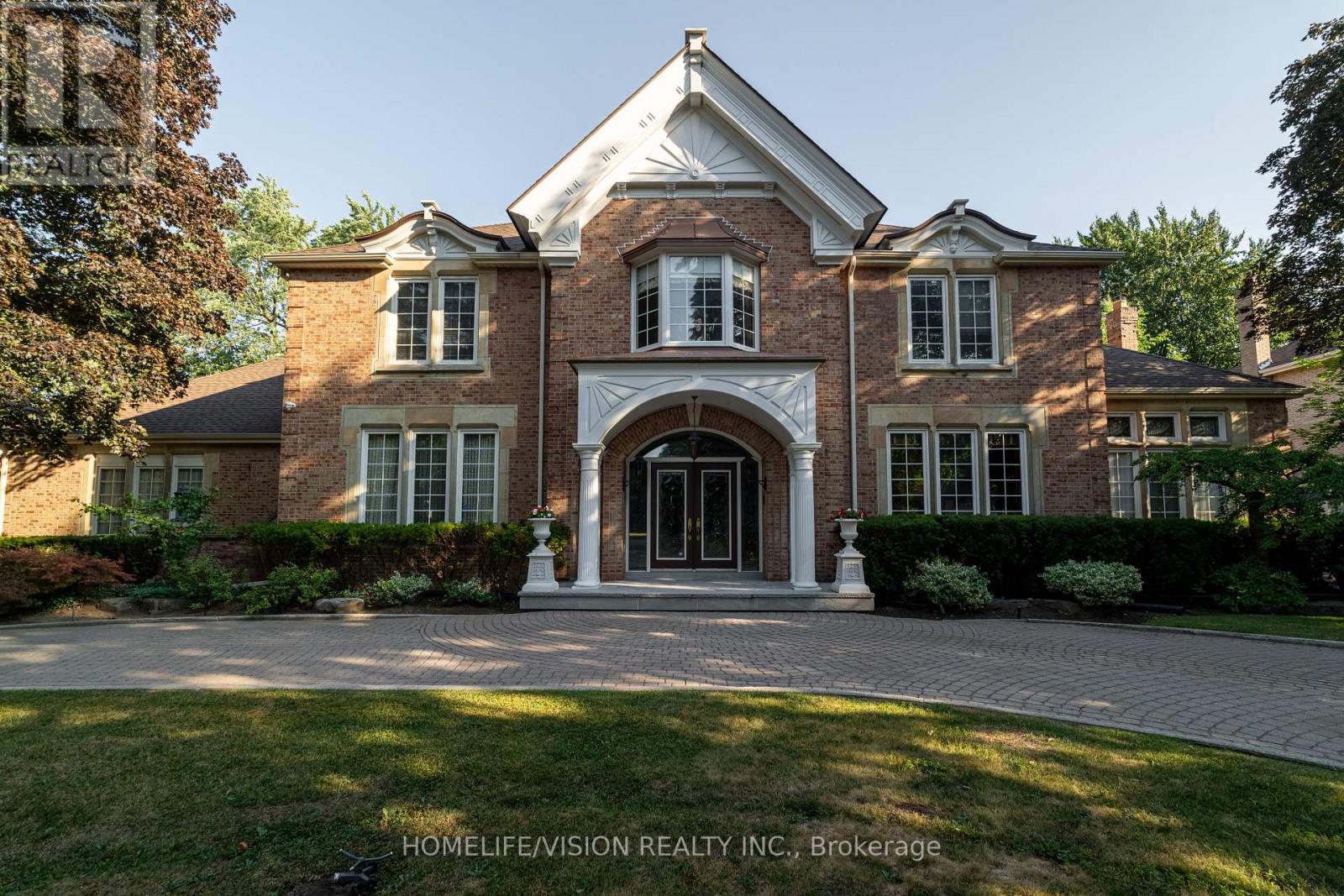 Property image for 15 DAFFODIL AVENUE|Markham (Bayview Glen), Ontario L3T1N2