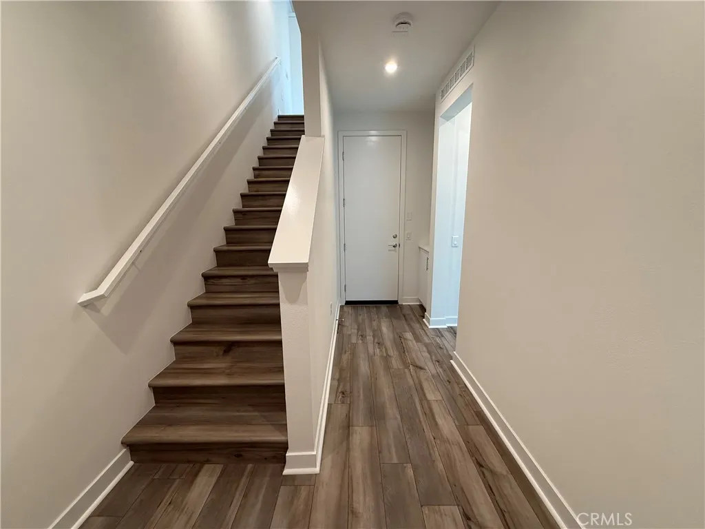 Additional image 31 of 693 S Lyon Street, Santa Ana, CA 92705