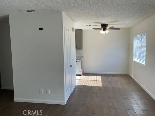 Additional image 24 of 320 N Poe Unit C, Lake Elsinore, CA 92530