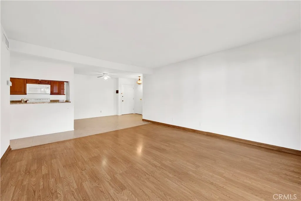 Additional image 18 of 5460 White Oak Ave Unit A318, Encino, CA 91316