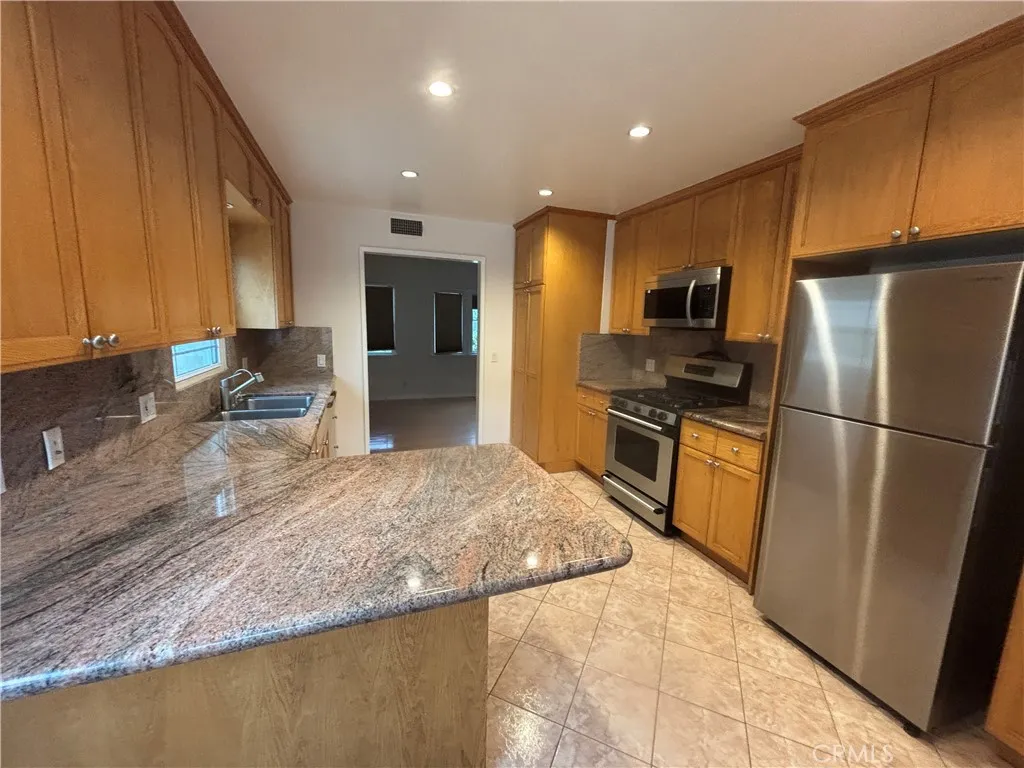 Additional image 13 of 21327 De La Osa Street, Woodland Hills, CA 91364