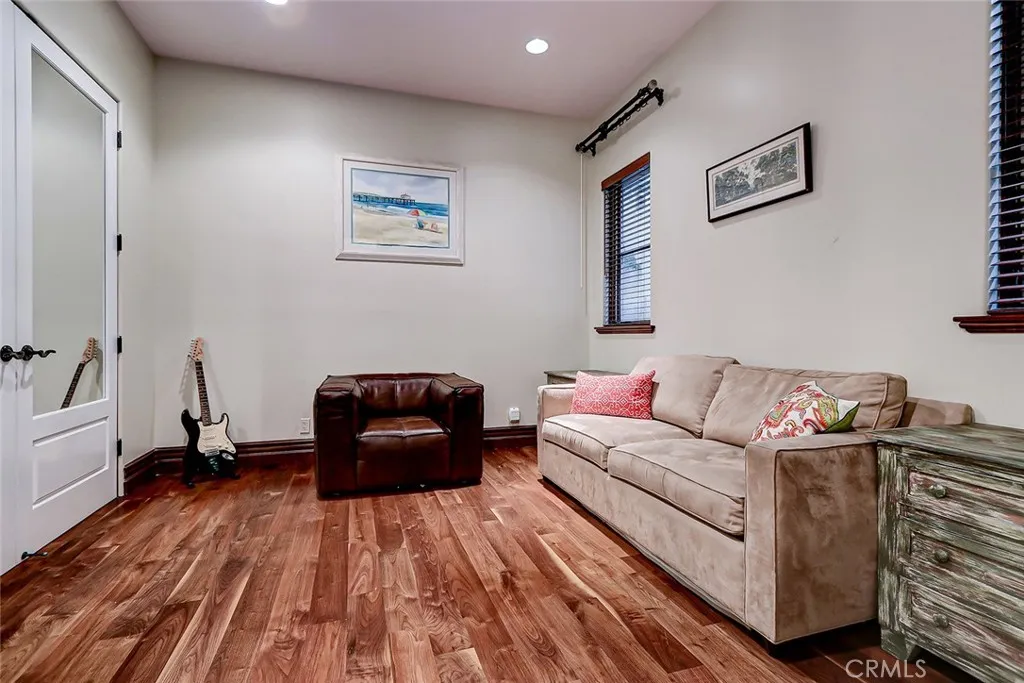 Additional image 45 of 853 6th, Manhattan Beach, CA 90266