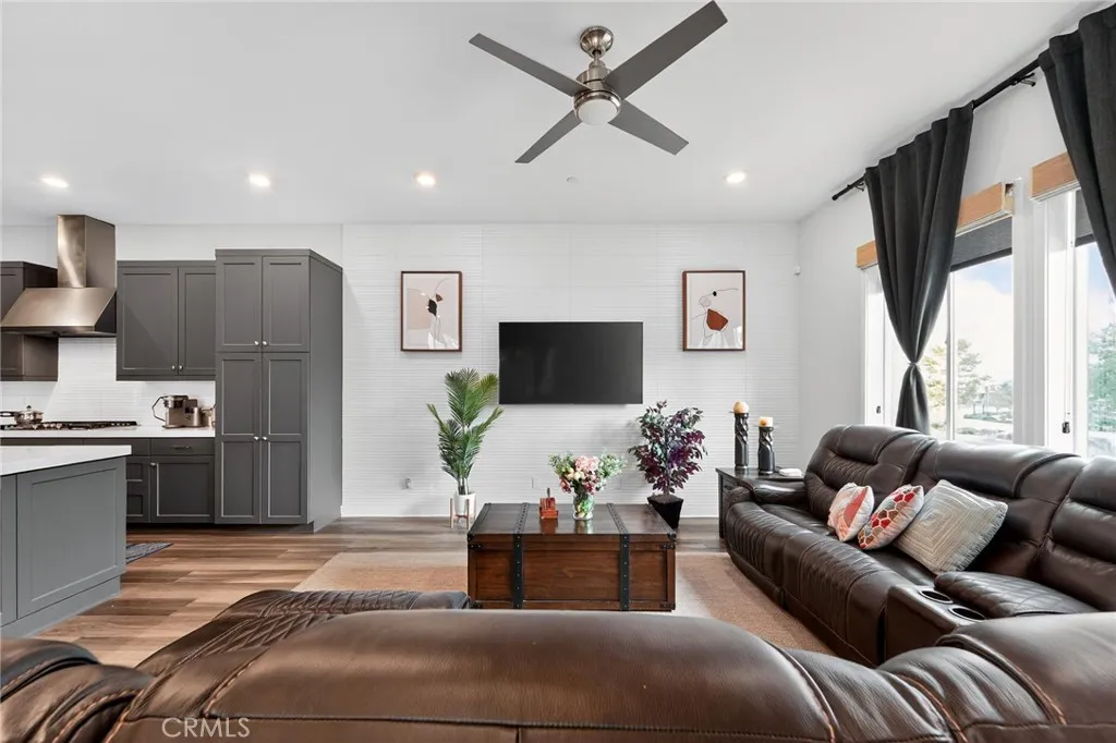 Additional image 5 of 27508 Feathery Cassia Way, Valencia, CA 91381