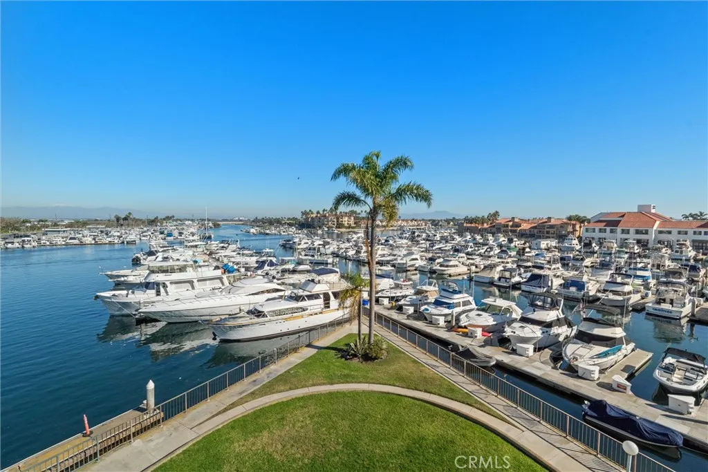 Additional image 36 of 2872 Coast Cir Unit 303, Huntington Beach, CA 92649