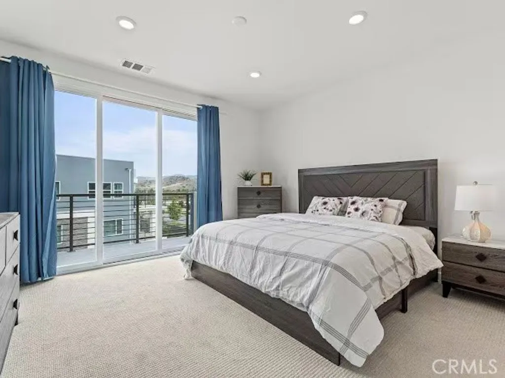 Additional image 28 of 352 Tank, Irvine, CA 92618