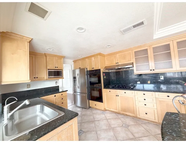 Additional image 113 of 19852 E Round Hill Ln, Walnut, CA 91789